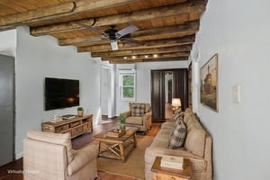 IMG_1817 virtually staged.jpeg