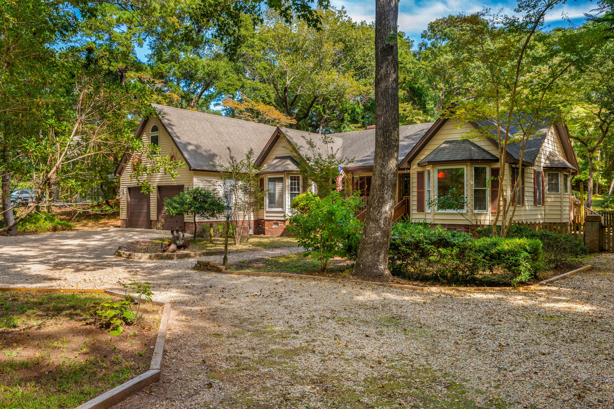 51-Hickory-Trail-Front-Exterior