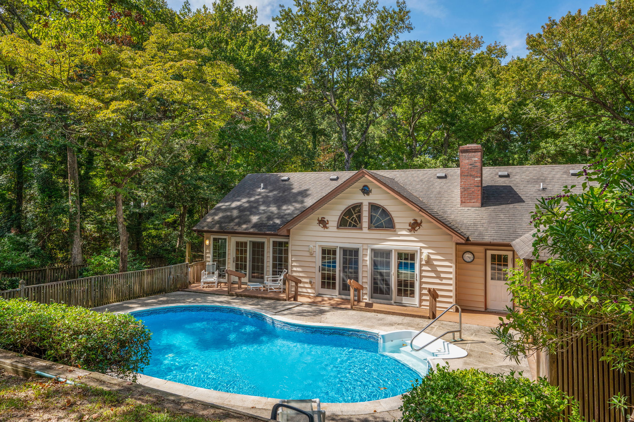 51-Hickory-Trail-Rear-Exterior