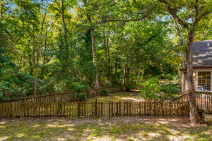 51-Hickory-Trail-Fenced-Area