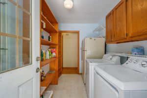 51-Hickory-Trail-Laundry
