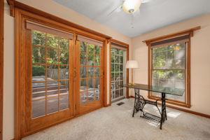 51-Hickory-Trail-Office