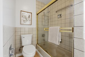  Photo 39