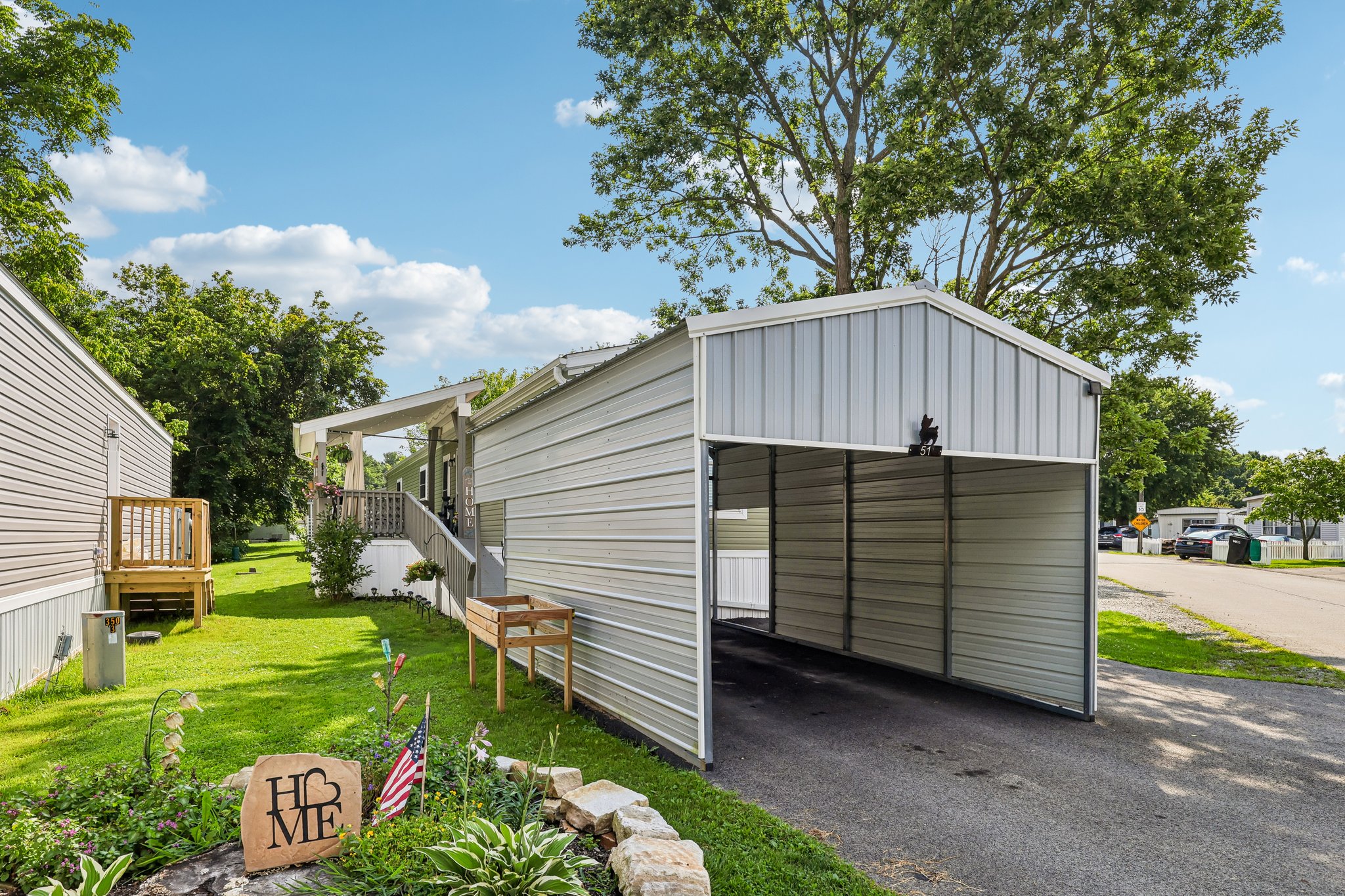 Interstate Dr-S3007-002.jpg