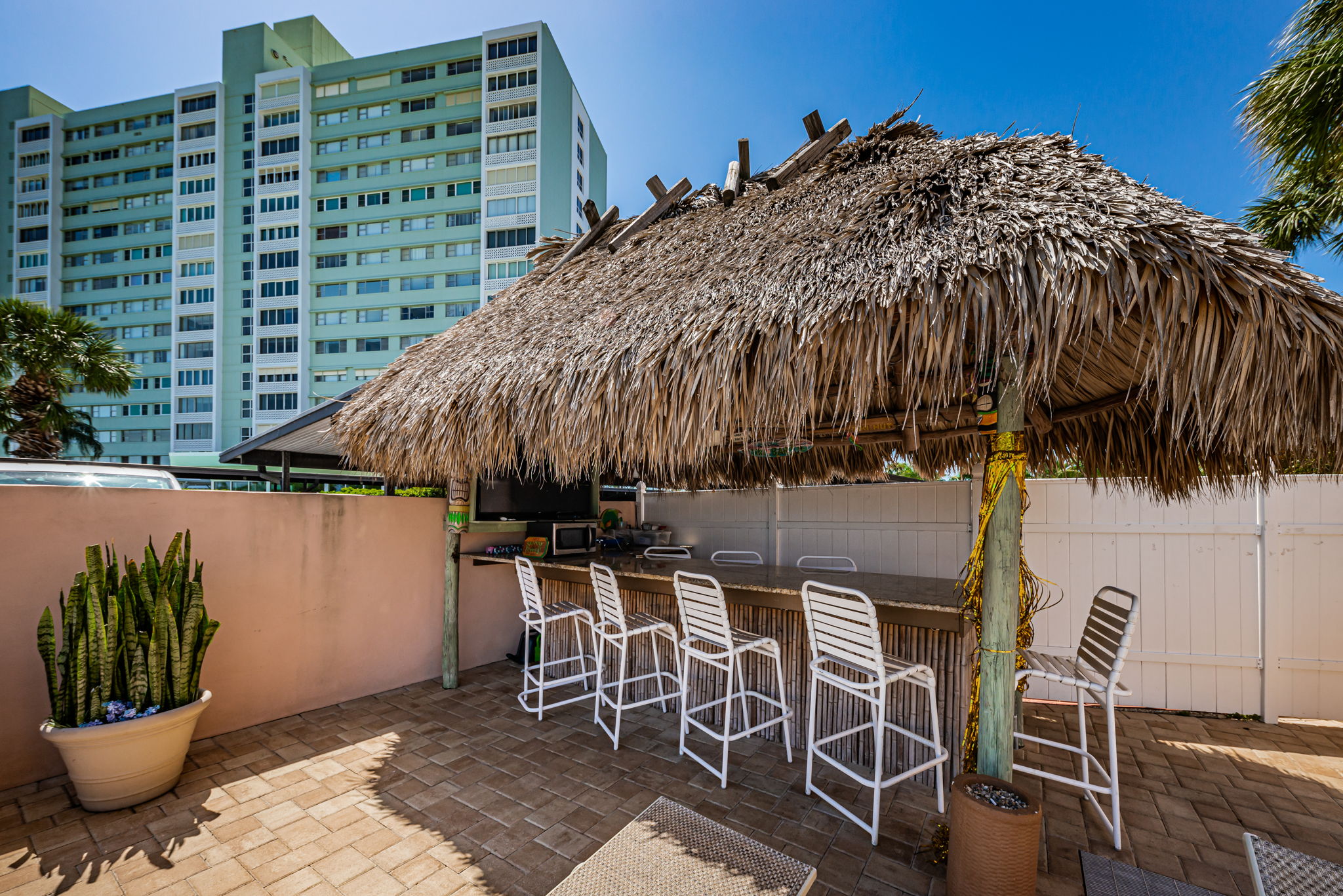 17-Tiki Bar