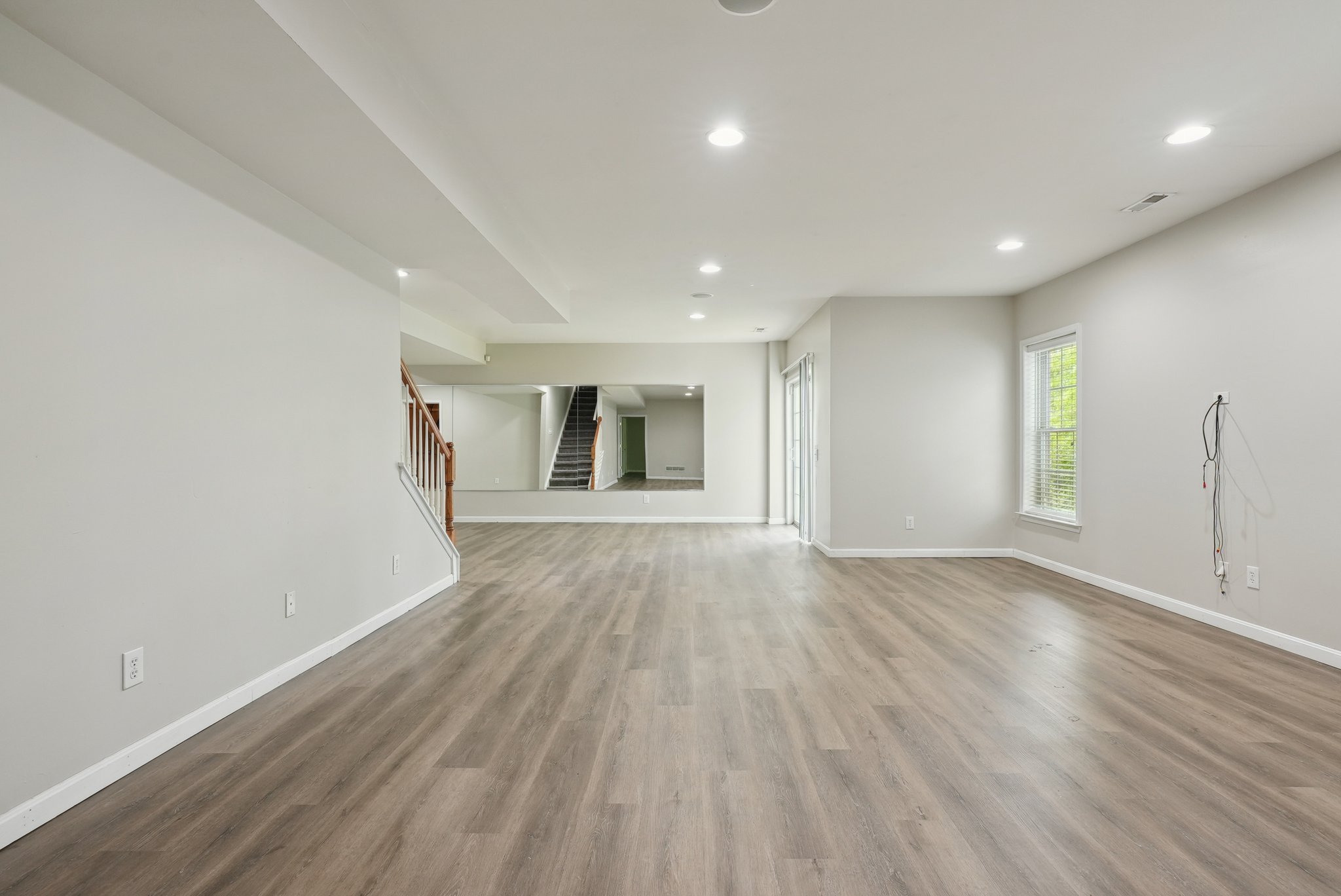 Knickerbocker Ln-2805-044.jpg