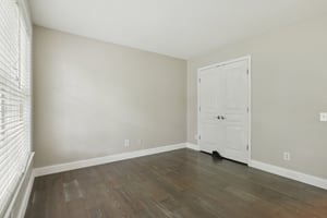 Knickerbocker Ln-2805-038.jpg