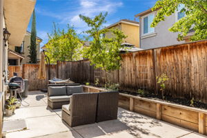 040_51 Koror Ln  