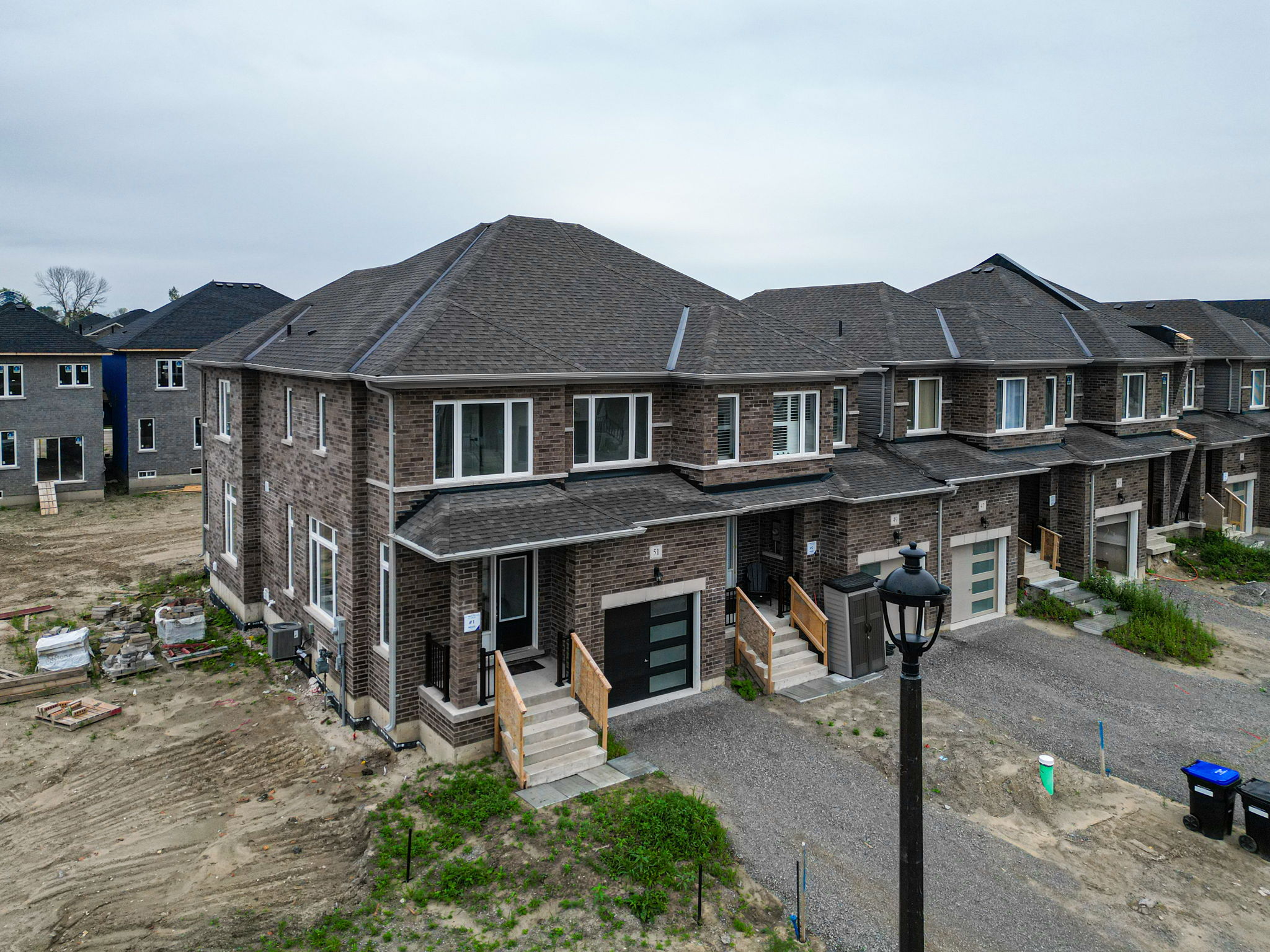 51 Lisa St Wasaga Beach, ON L9Z 1J9