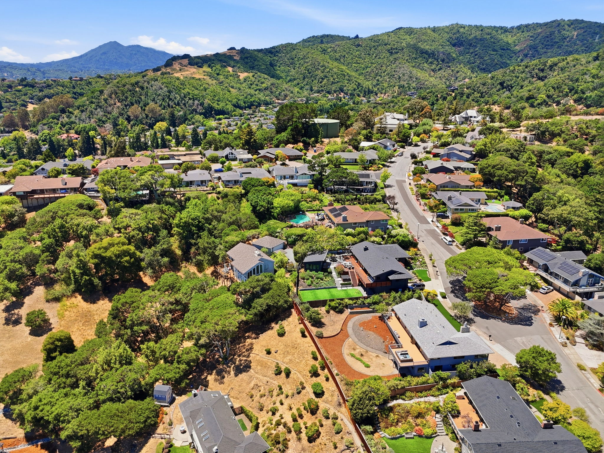 016_F8_AERIAL_51 McNear Dr