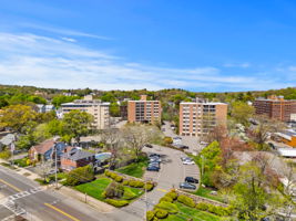 51 Melrose St, Melrose, MA 02176, USA Photo 9