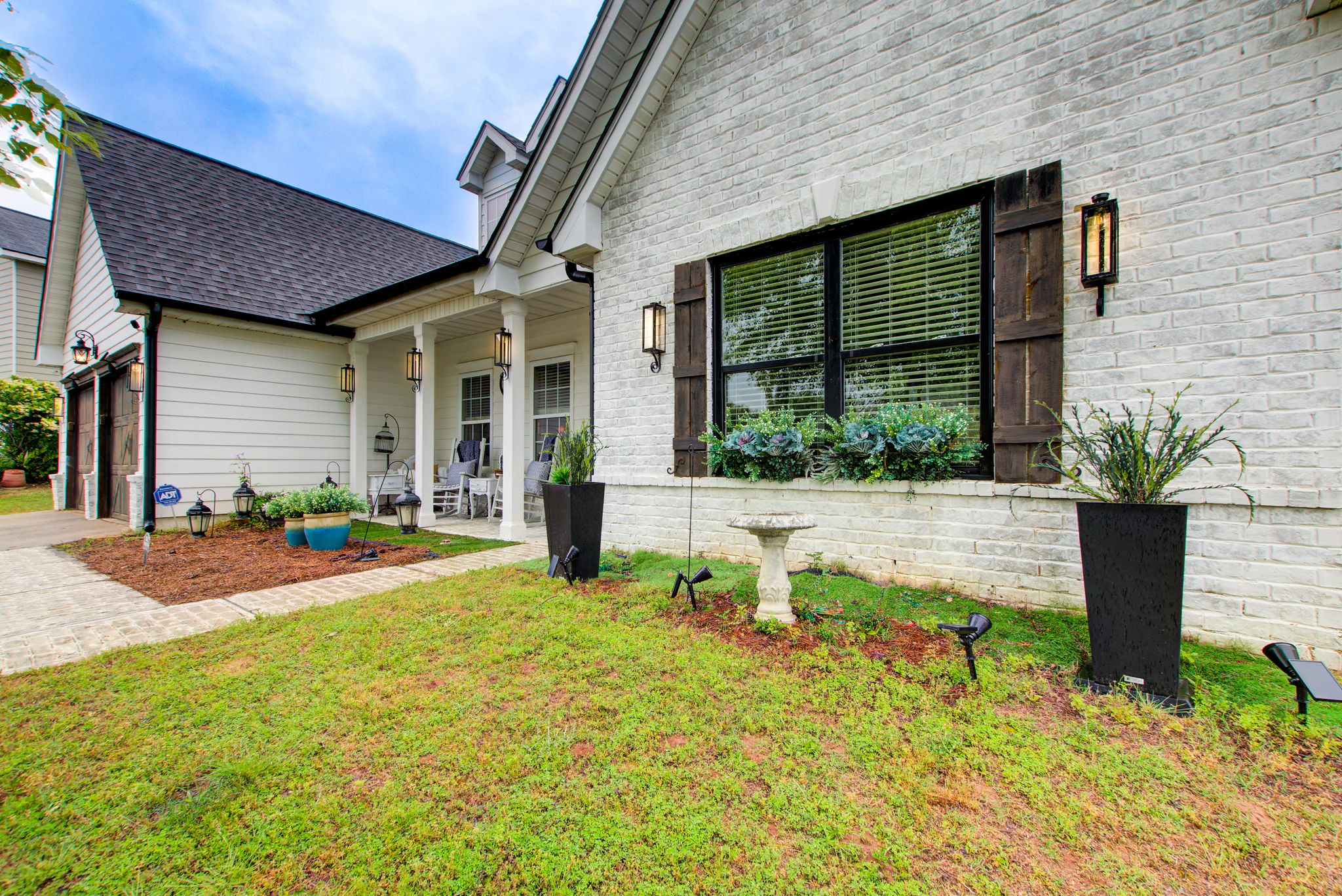 2 Ext Front B