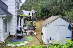 42 Aerial Ext Back Yard B