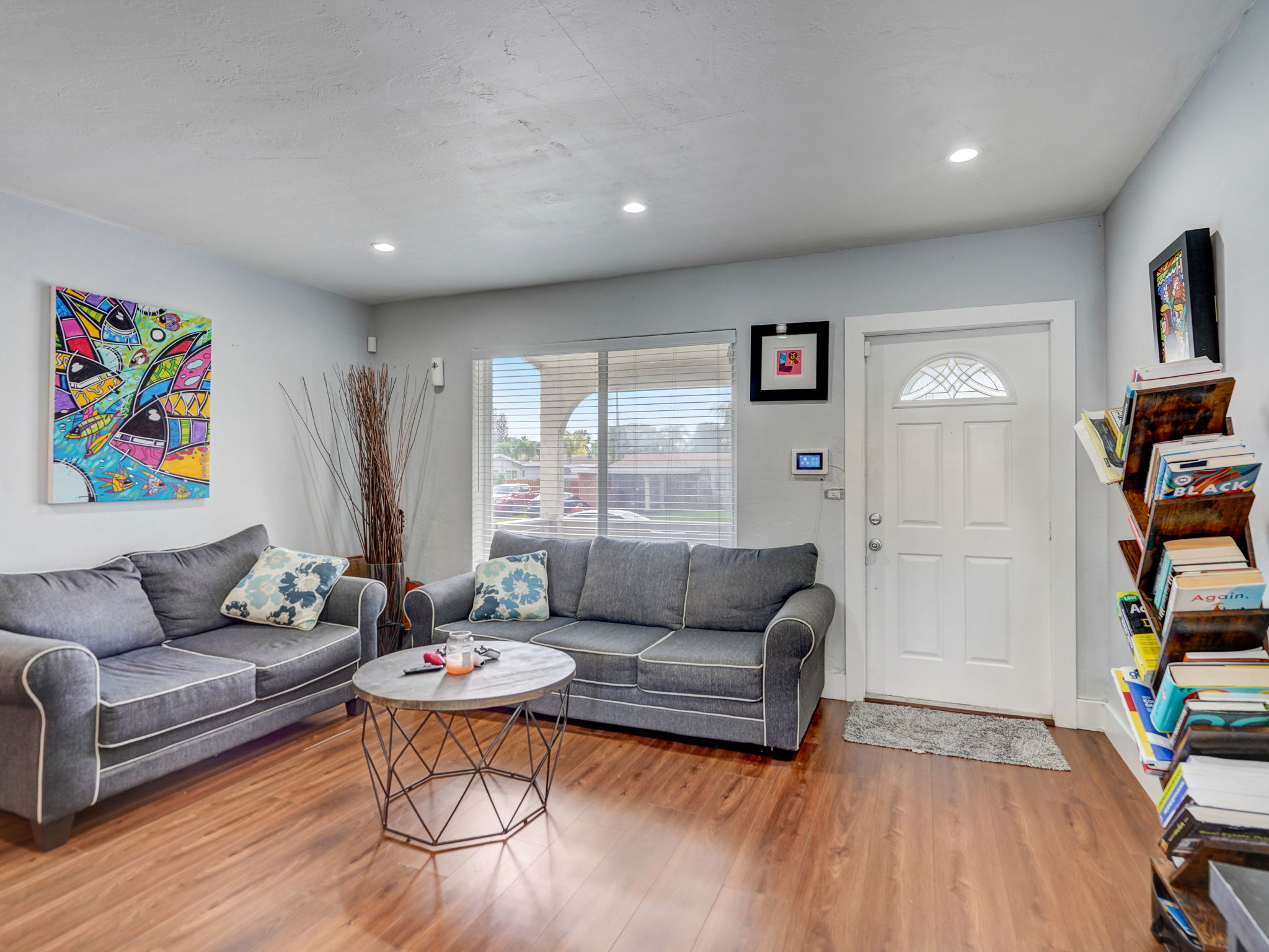 NW 56th Ct-007
