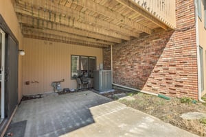 Oak Creek Dr-045.jpg