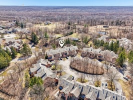 Oak Creek Dr-053.jpg