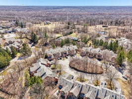 Oak Creek Dr-054.jpg