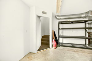  Photo 52