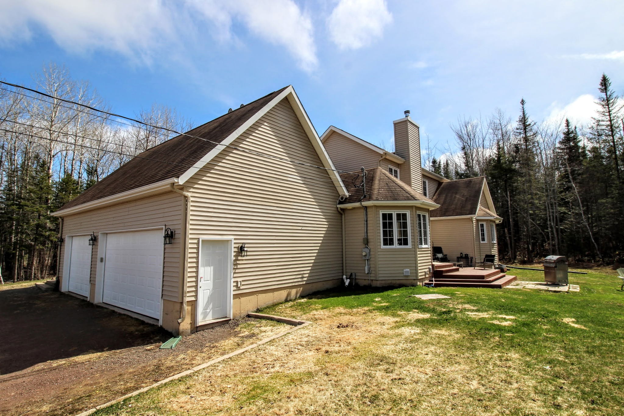 51 Wintergreen Dr, Lutes Mountain, NB E1G 5J5 PROPICSTA & MeasureMySpace