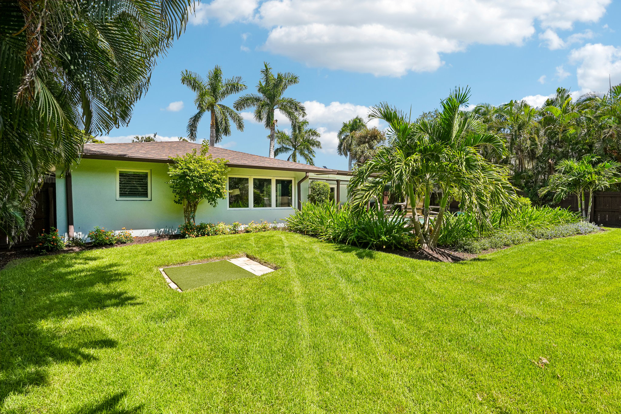 96th Ave N-S1509-043.jpg