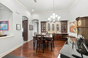 Dining Room3