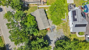  Photo 40