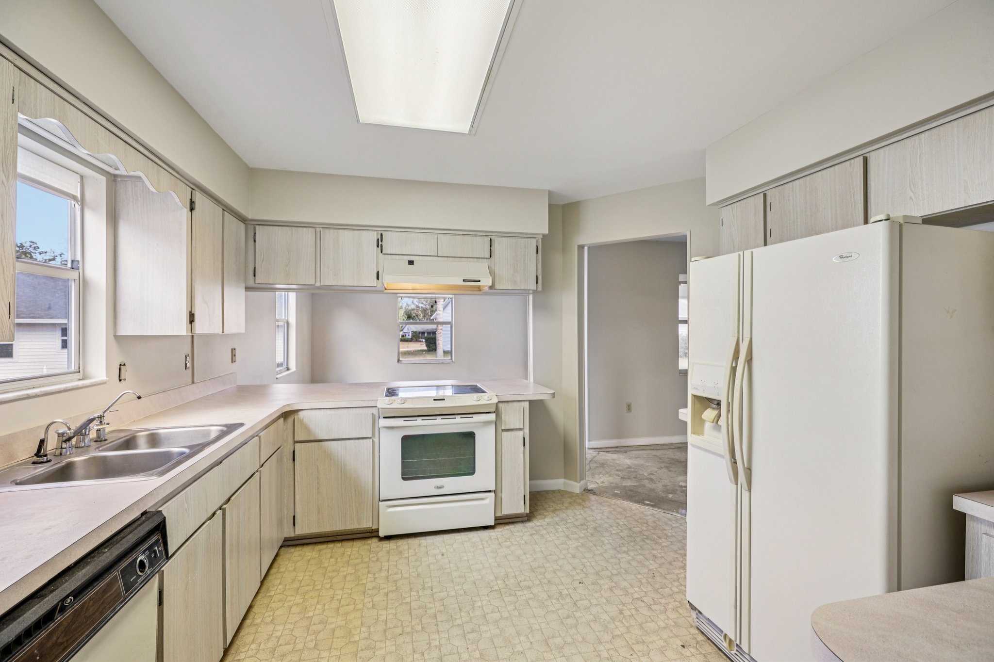 Galloway Ct-S2701-012.jpg