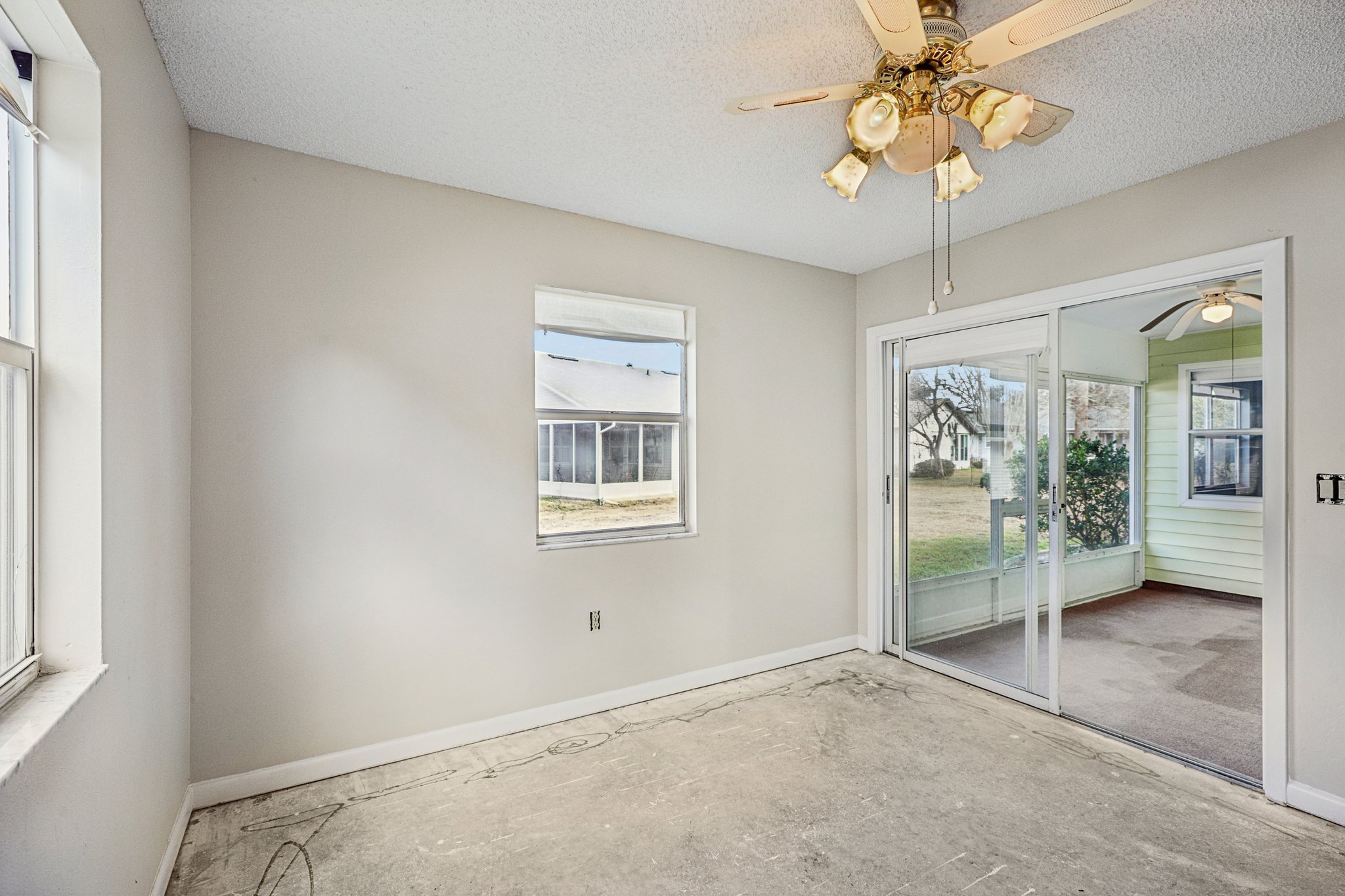 Galloway Ct-S2701-018.jpg