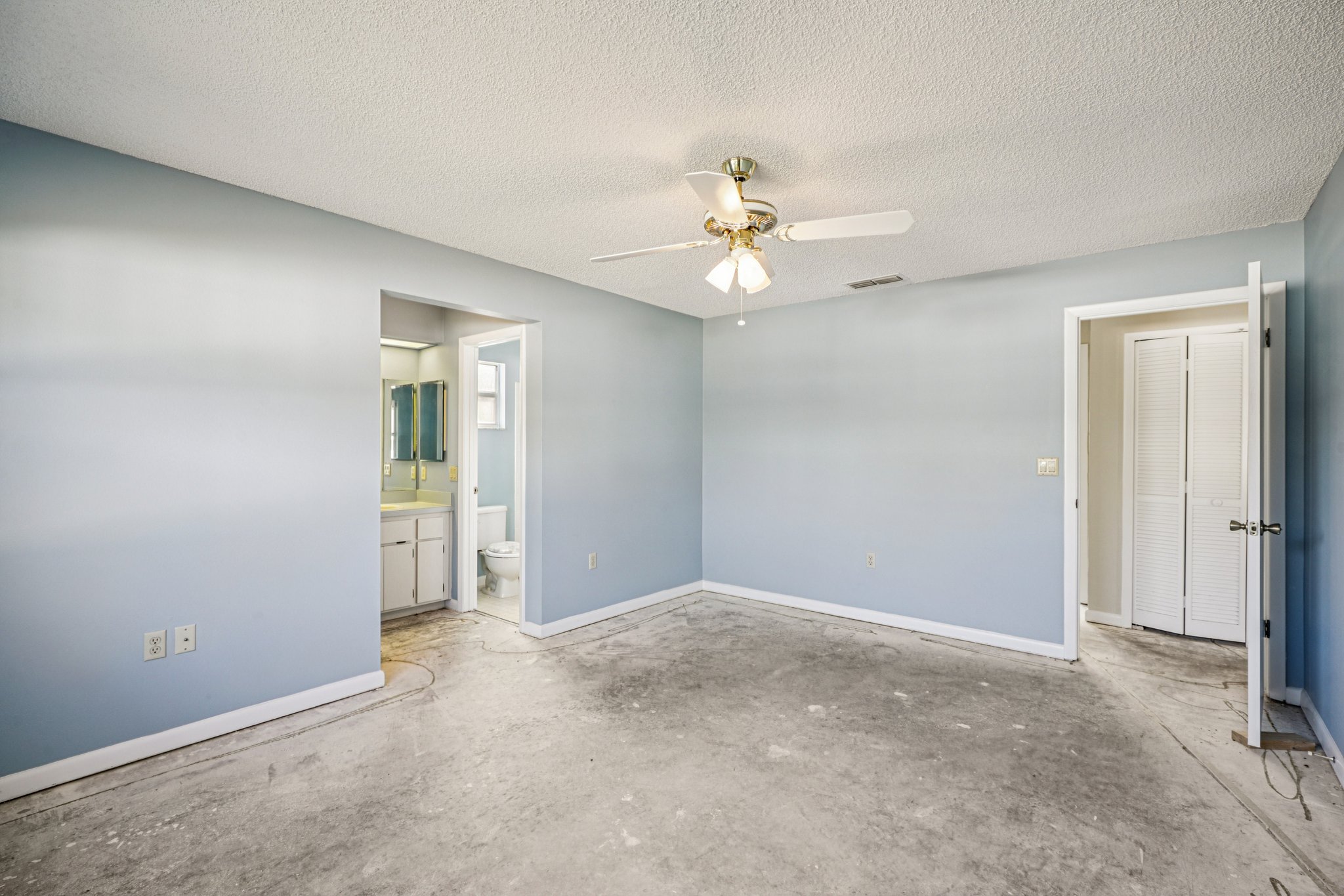 Galloway Ct-S2701-022.jpg