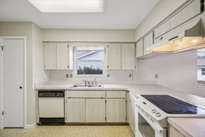 Galloway Ct-S2701-016.jpg