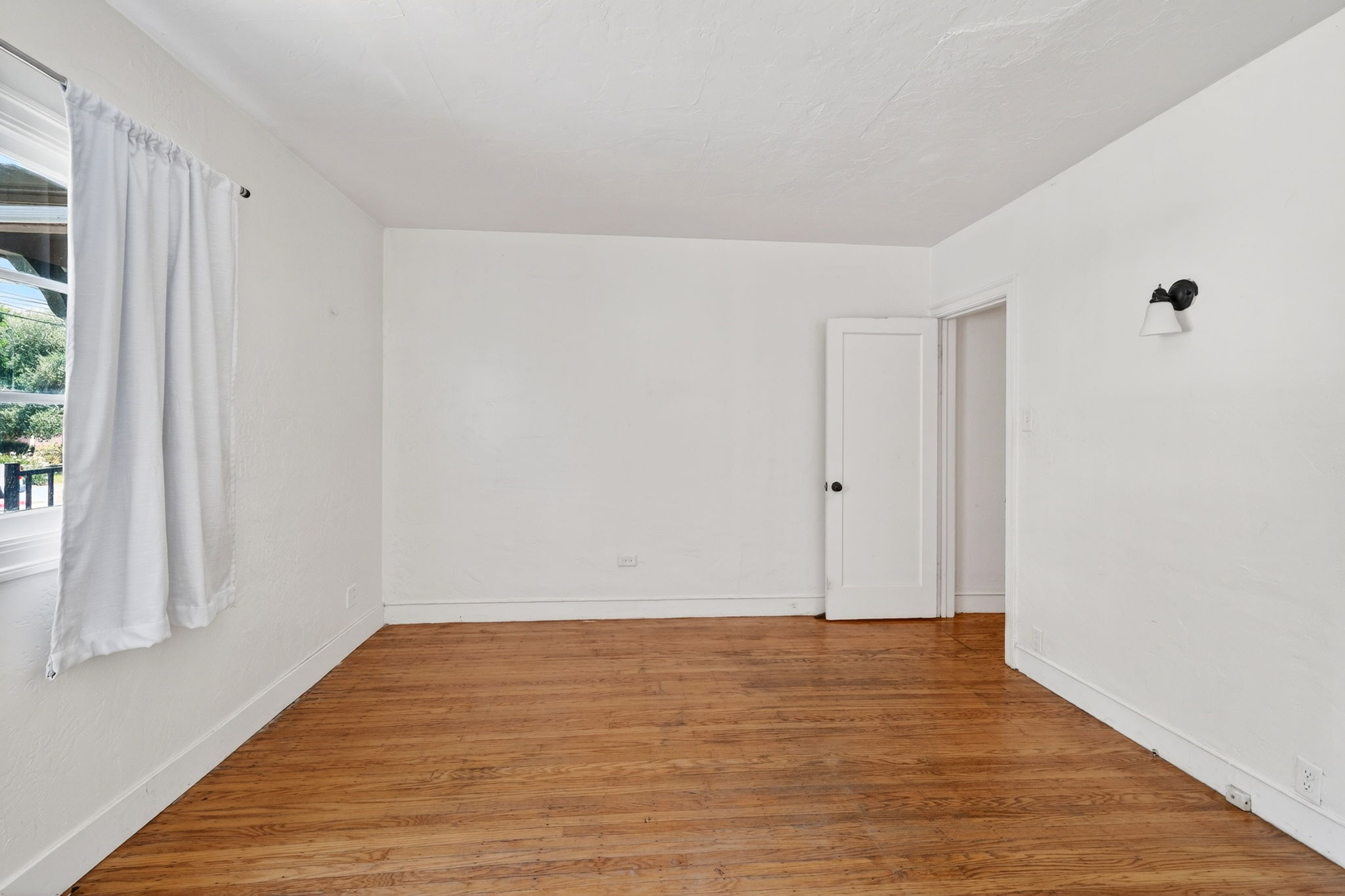 Downstairs bedroom #1.