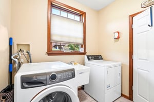 Interest Ln-S1509-024.jpg