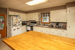 11-Kitchen