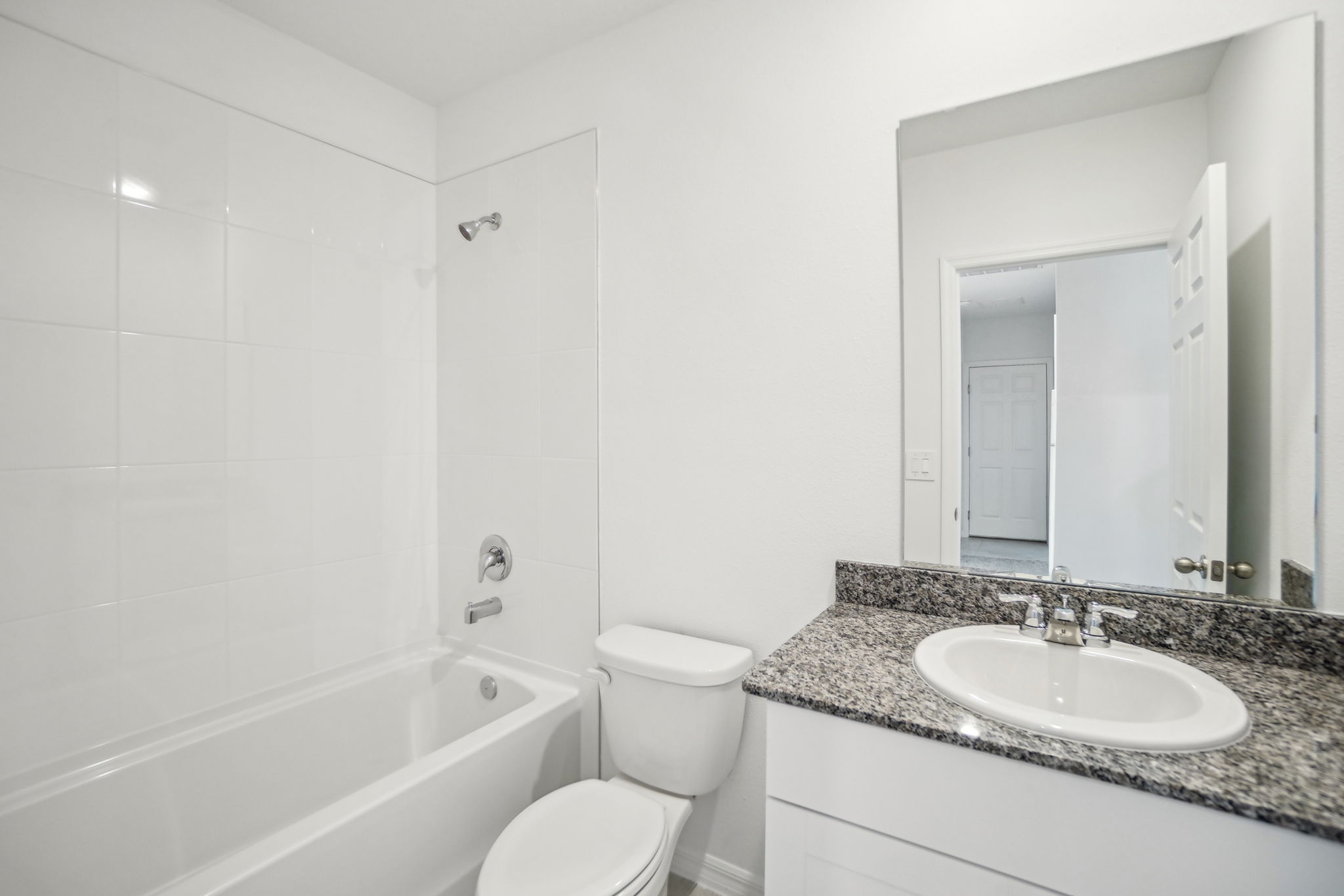 Orlando - Orlando Springs at Lake Alfred - 510 Kennedy Drive, Lake Alfred, FL 33850-2584 - 017