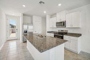 Orlando - Orlando Springs at Lake Alfred - 510 Kennedy Drive, Lake Alfred, FL 33850-2584 - 011