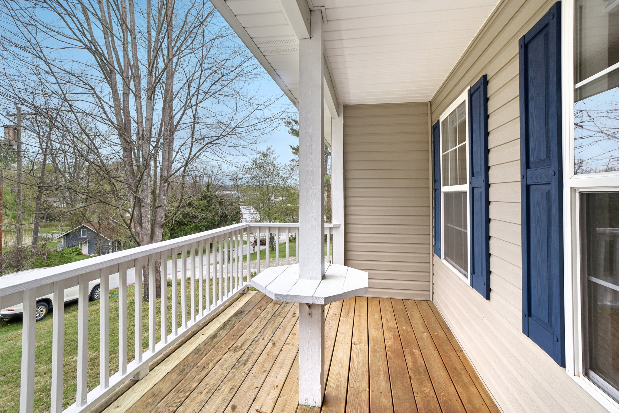 Laurel St-1104-006.jpg