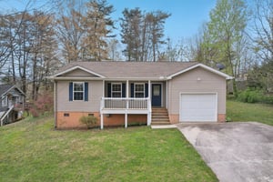 Laurel St-1104-003.jpg