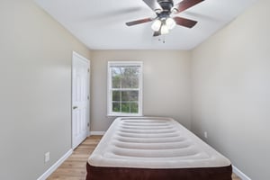 Laurel St-1104-016.jpg