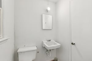 N Secrest Ave-S2511-022.jpg