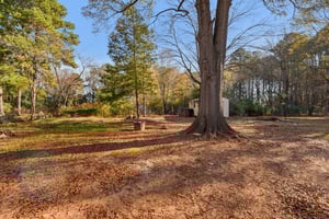 N Secrest Ave-S2511-023.jpg