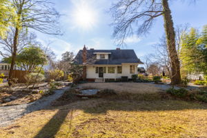 510 Patrick St-35