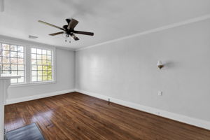 510 Patrick St-32