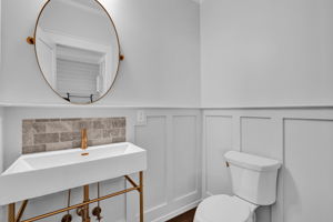 510 Patrick St-21
