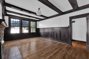 510 Patrick St-9