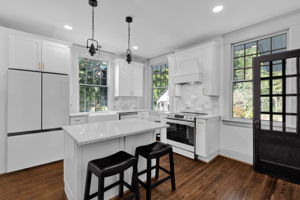 510 Patrick St-12