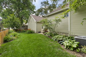  Photo 31