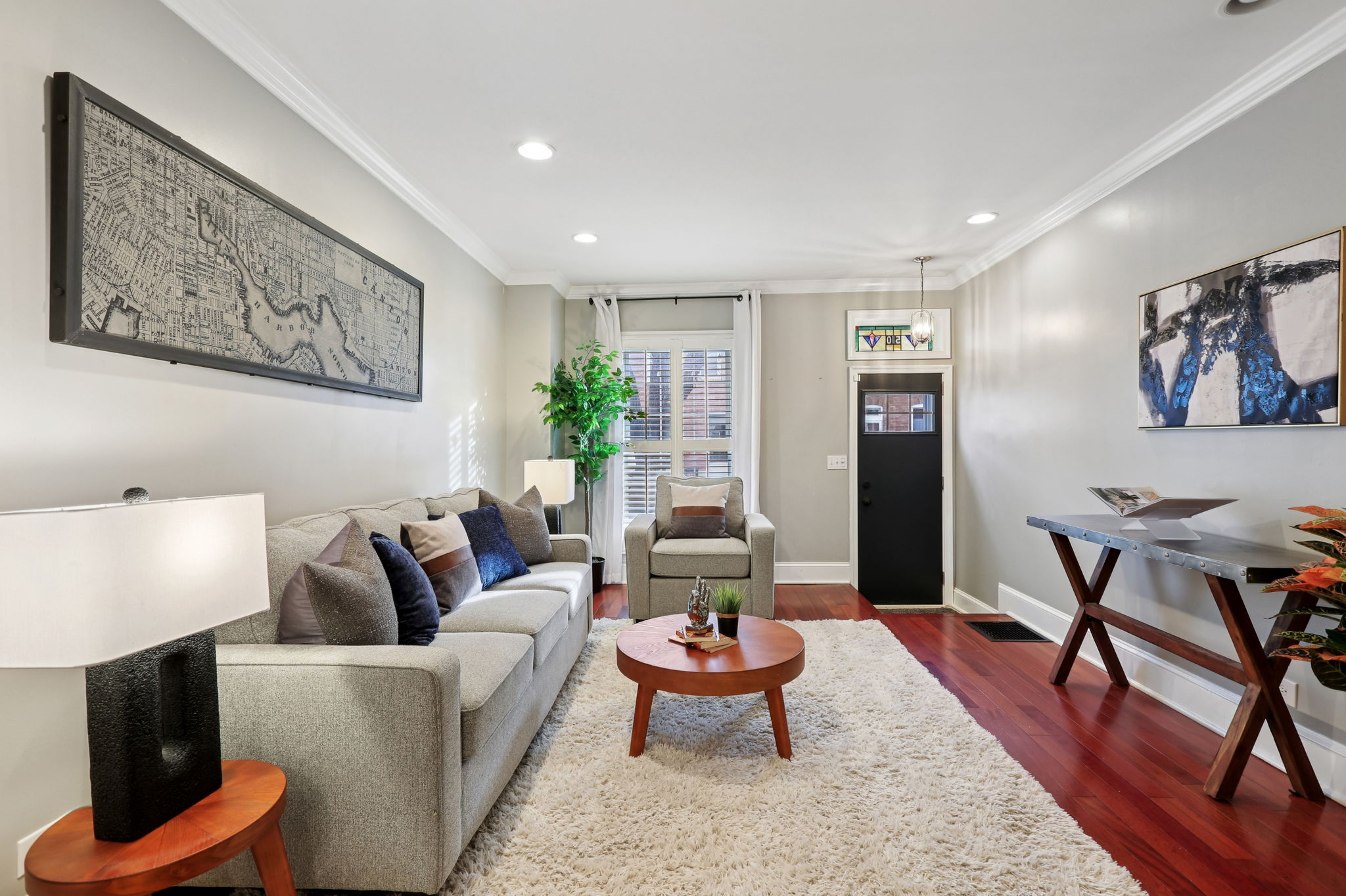 S Ellwood Ave-L2401-010