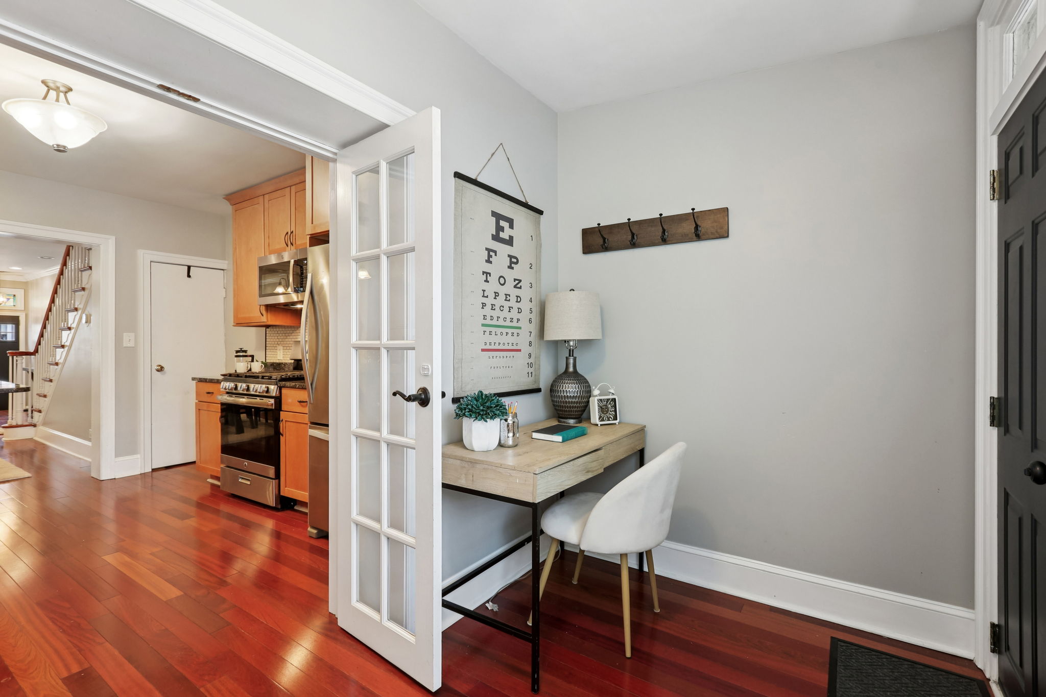 S Ellwood Ave-L2401-018