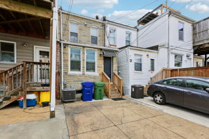 S Ellwood Ave-L2401-003