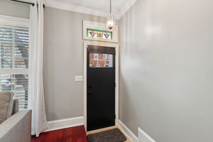 S Ellwood Ave-L2401-008